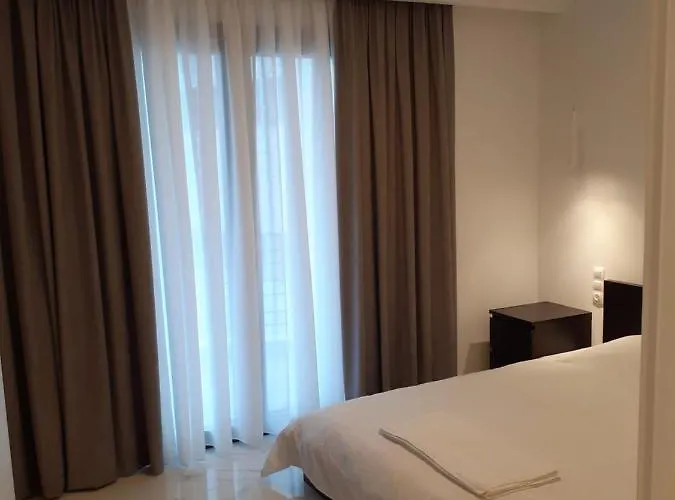 Under The Rocks 卡兰巴卡